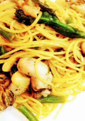 本格パスタ!牡蠣と菜の花アーリオオーリオ-レシピのメイン写真