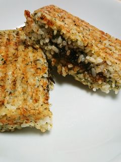 卵かけご飯(TKG) 焼き おにぎらず-レシピのメイン写真