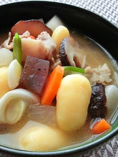 ホクホクぽかぽか!じゃが団子の豚汁-レシピのメイン写真