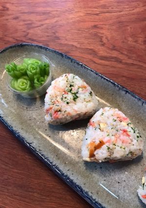 スモークチーズ干しエビのごはんでおにぎり-レシピのメイン写真