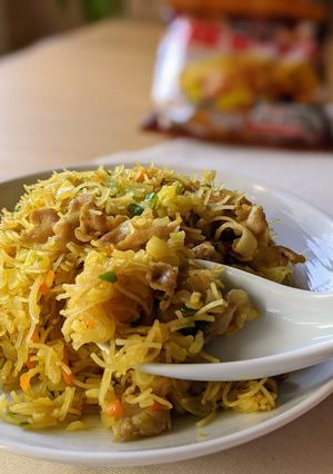 残り野菜で満腹!ケンミンのカレー炒飯-レシピのメイン写真