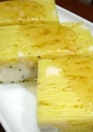 パパッと調理♪豆腐と素麺の梅肉寒天寄せ-レシピのメイン写真