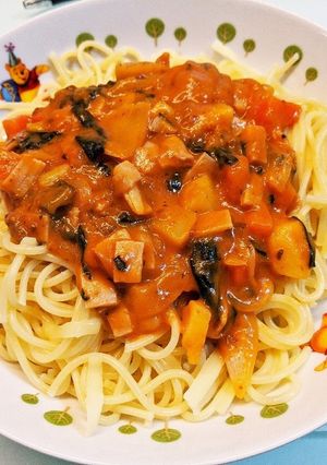 市販のミートソースでトマトクリームパスタ-レシピのメイン写真