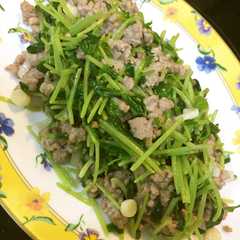 閃きレシピ☆豆苗と豚肉のチーズ炒め-レシピのメイン写真