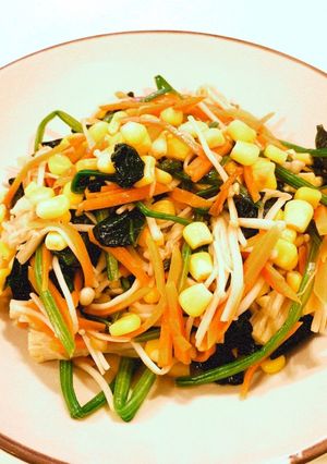 ほうれん草と余り野菜のバター炒め-レシピのメイン写真