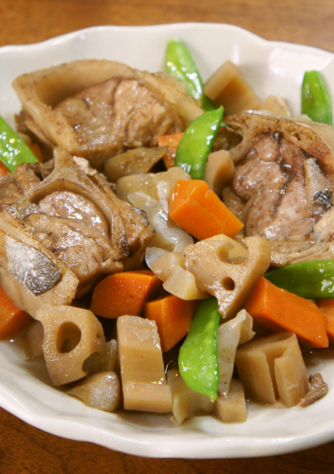 まぐろのカマ（アラ）と根菜の煮物-レシピのメイン写真