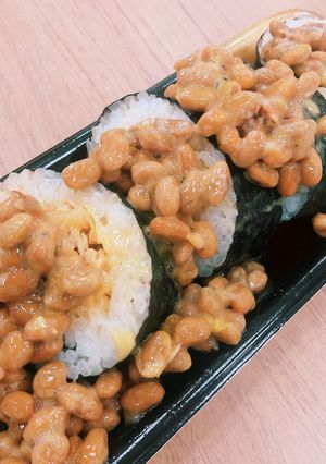 まいばすけっとの寿司 with納豆-レシピのメイン写真
