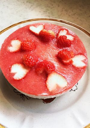 苺とヨーグルトのムースケーキ-レシピのメイン写真