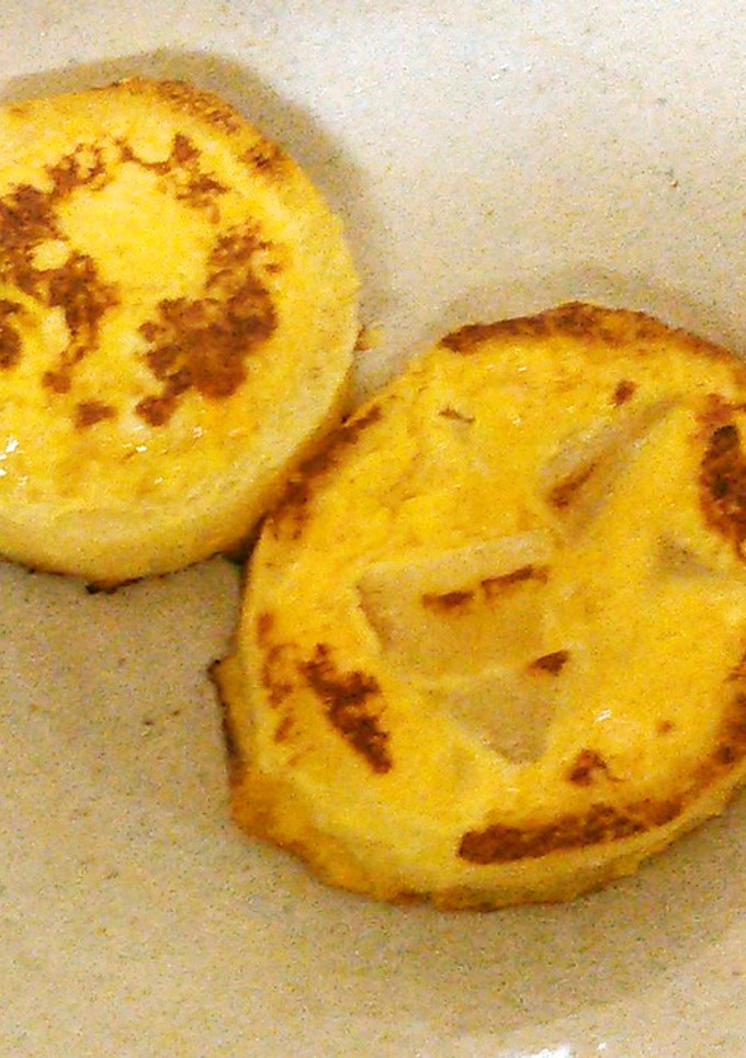 りんごの輪を型にして焼きプリン-レシピのメイン写真