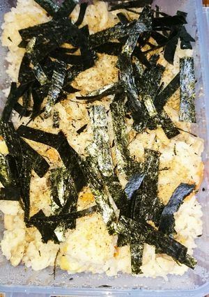 海苔まみれの炊き込みご飯ストックします。-レシピのメイン写真