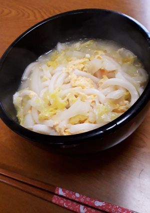 お手軽ランチ☆クタクタ白菜バターうどん-レシピのメイン写真