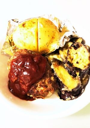 ハンバーグとじゃがバター-レシピのメイン写真