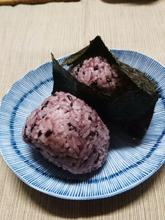 もっちもち!黒米のおにぎり\(^_^)/-レシピのメイン写真