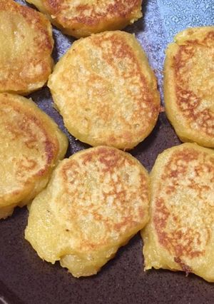 焼き芋で芋餅-レシピのメイン写真