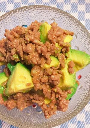 ＊作り置き！アボカド肉味噌そぼろ＊-レシピのメイン写真