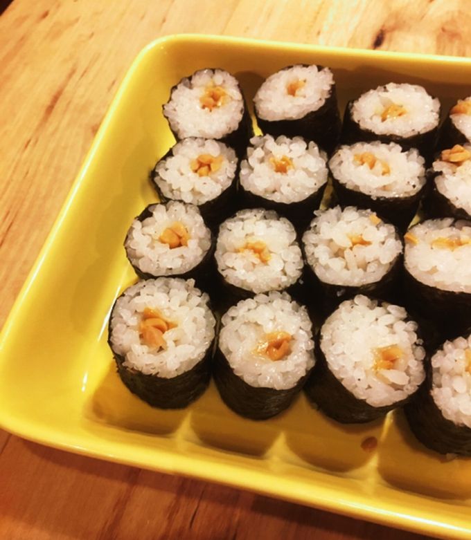 冷凍ワザ！納豆巻 by ゴムバンド 【クックパッド】 簡単おいしい