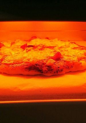 ピザストーンとトースターで薪窯ピザっぽく-レシピのメイン写真
