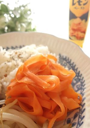 レンジで！ピーラー人参のレモン醤油和え-レシピのメイン写真