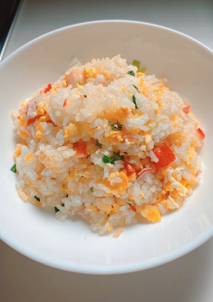 娘も作れる！超簡単！カニカマ炒飯-レシピのメイン写真