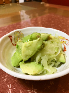 アボカドと玉ねぎのすし酢和え-レシピのメイン写真