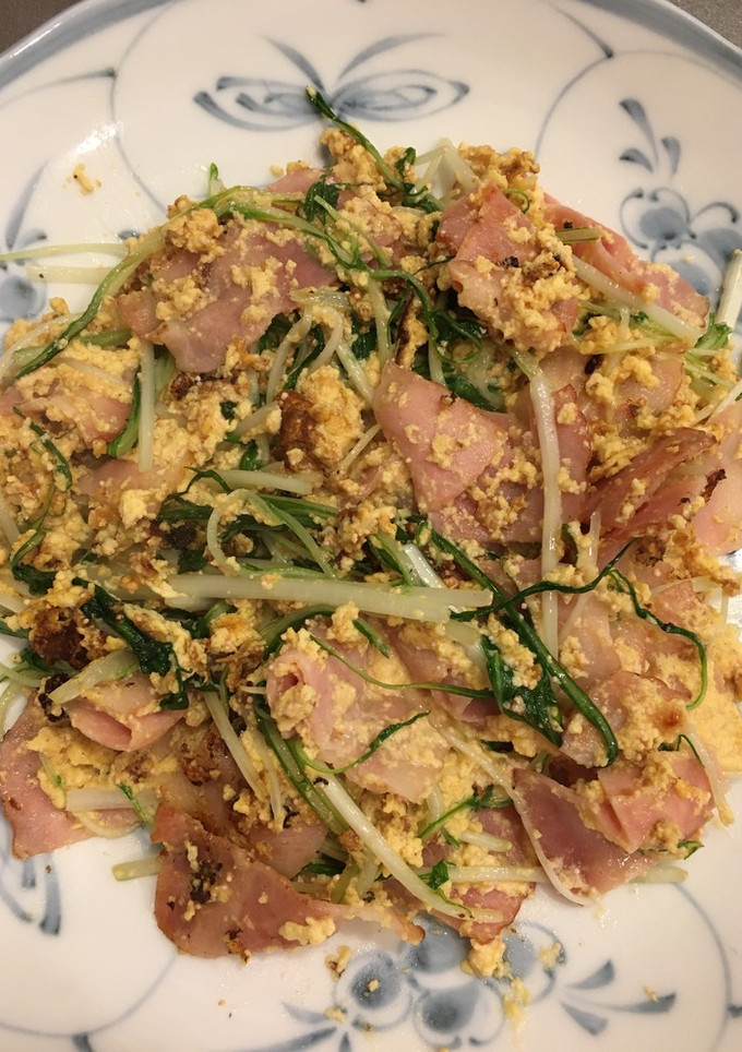 水菜とベーコンのめんたいマヨソース炒め-レシピのメイン写真