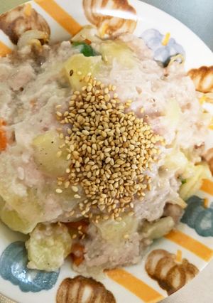 レンジ林檎入りシチューひき肉のせドーム蒸-レシピのメイン写真