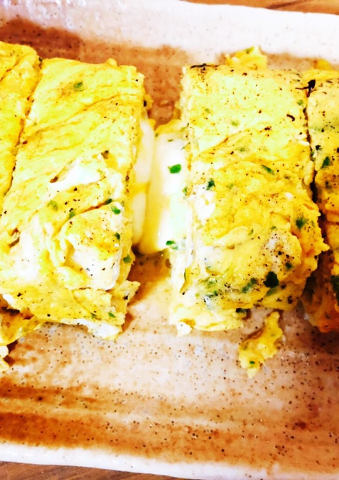 簡単・さけるチーズの卵焼き-レシピのメイン写真