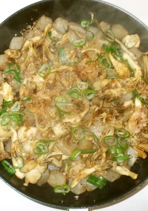 舞茸と蒟蒻の炒め煮♪簡単ダイエットに-レシピのメイン写真