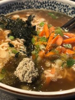 とろろ昆布のせ袋ラーメン【アレンジ】-レシピのメイン写真