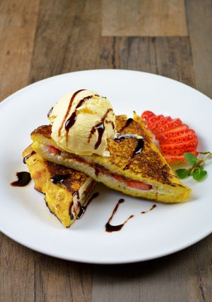 いちごとバルサミコのフレンチトースト-レシピのメイン写真