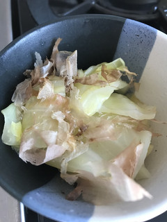 【簡単副菜】キャベツの白だし煮-レシピのメイン写真