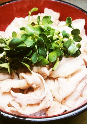 超簡単！胡麻ドレ＆豚バラDE豚しゃぶ丼♪-レシピのメイン写真