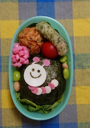 キャラ弁♥️けむし-レシピのメイン写真