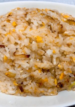 シンプルで旨い☆焦がしネギ油の卵炒飯-レシピのメイン写真
