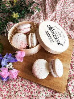 ホワイトデーに♡苺チーズクリームマカロン-レシピのメイン写真