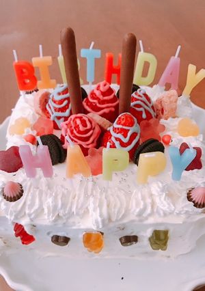 簡単!大喜びするお菓子なバースデーケーキ-レシピのメイン写真