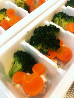 ささみと温野菜【手づかみ食べ】-レシピのメイン写真