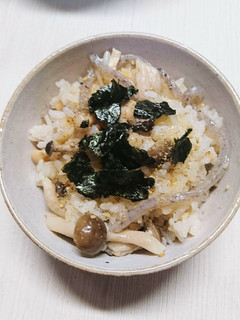 キノコたっぷりの炊き込みご飯(^○^)-レシピのメイン写真