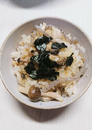 キノコたっぷりの炊き込みご飯(^○^)-レシピのメイン写真