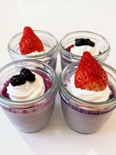 簡単ブルーベリーミルクプリンおうちカフェ-レシピのメイン写真