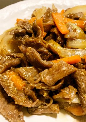 お手軽なのにハマる☆牛肉のごま甘辛焼！-レシピのメイン写真