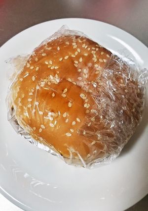 ハンバーガーつまみにする自分Wラップ必要-レシピのメイン写真