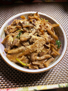 豚肉と きのこの みぞれ煮丼-レシピのメイン写真
