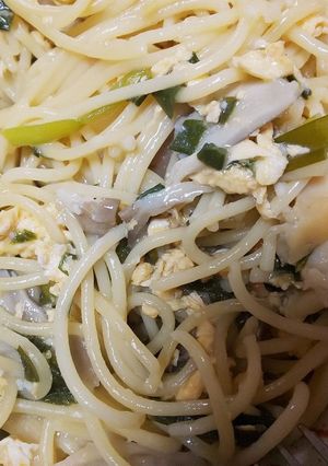 貝とニラ卵のしいたけ出汁パスタ-レシピのメイン写真