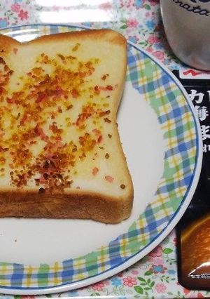パパッとふりかけ惣菜パン風-レシピのメイン写真