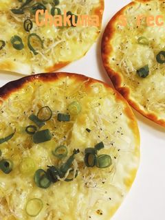 餃子の皮で超簡単しらすピザ-レシピのメイン写真
