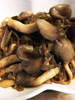 ひらたけと糸こんにゃくの煮物-レシピのメイン写真