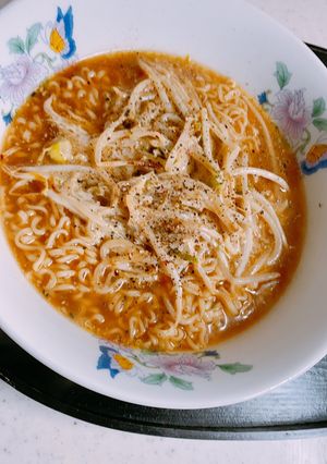 絶品❤️もやしマヨにんにく醤油ラーメン-レシピのメイン写真