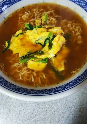 サッポロ一番 ニラ玉ラーメン-レシピのメイン写真