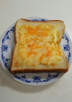 簡単!美味しい☆はちみつチーズトースト♪-レシピのメイン写真